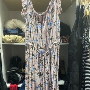 Long floral pink American Eagle maxi dress